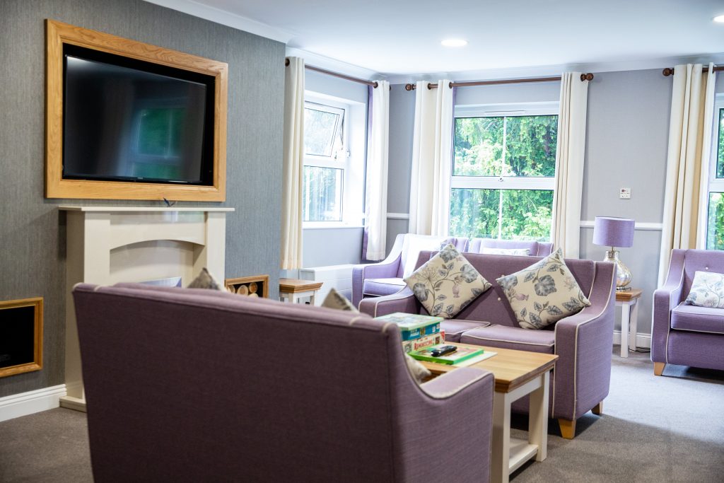 Cherry Hinton Care home in Cambridge brightly lit lounge by TLC Care-min