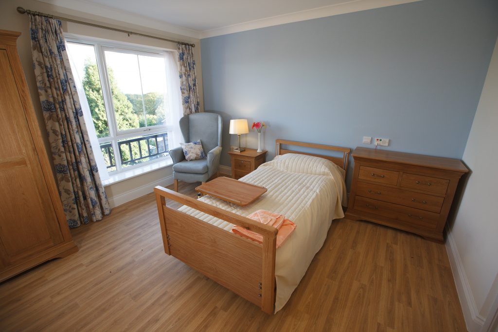 Cooperscroft Care home Brookmans Park TLC Care bedroom