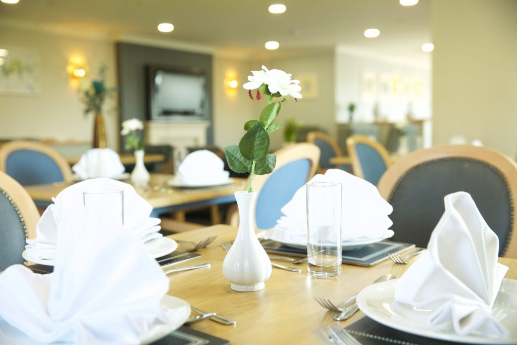 Carlton Court near Enfield - Dining - TLC Care